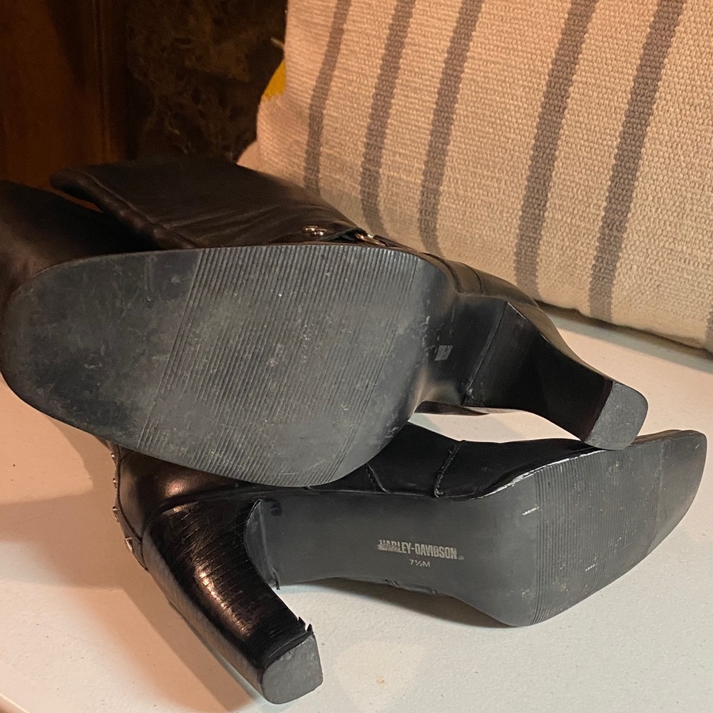 Harley-Davidson Black Leather Heeled Tall Boots Buckle Harness 7.5 - Picture 10 of 10